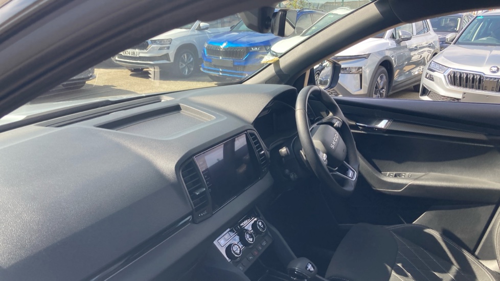 Skoda Karoq 1.5 TSI Sportline Edition 5dr DSG Petrol Estate - Image 2