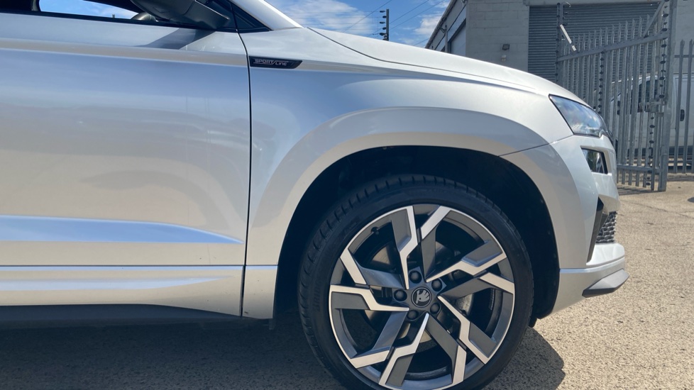 Skoda Karoq 1.5 TSI Sportline Edition 5dr DSG Petrol Estate - Image 5