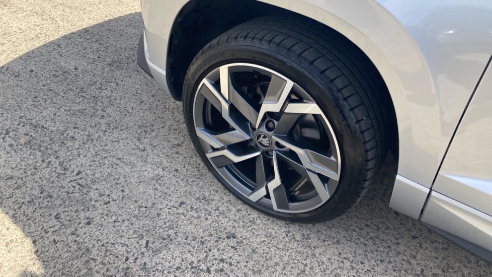 Skoda Karoq 1.5 TSI Sportline Edition 5dr DSG Petrol Estate - Image 23