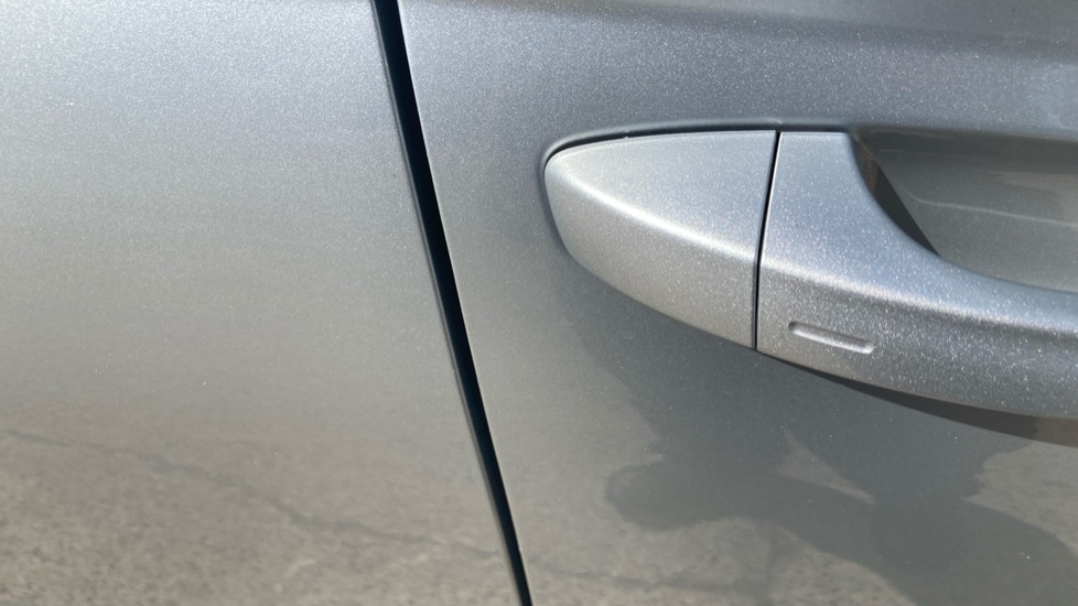Skoda Karoq 1.5 TSI Sportline Edition 5dr DSG Petrol Estate - Image 27