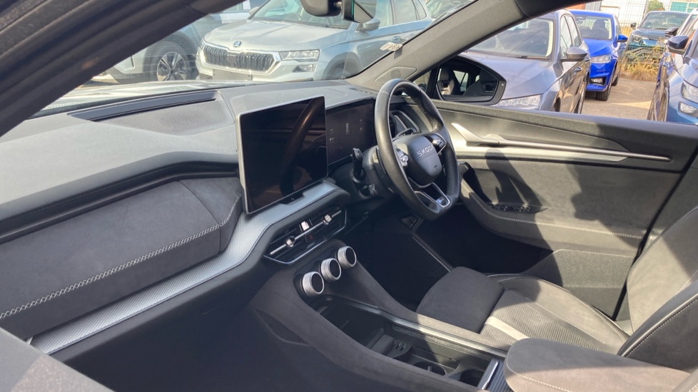Skoda Kodiaq 1.5 TSI iV 204 SportLine 5dr DSG Estate - Image 2