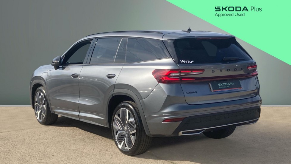 Skoda Kodiaq 1.5 TSI iV 204 SportLine 5dr DSG Estate - Image 3