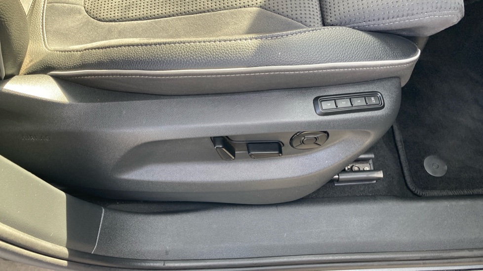 Skoda Kodiaq 1.5 TSI iV 204 SportLine 5dr DSG Estate - Image 31
