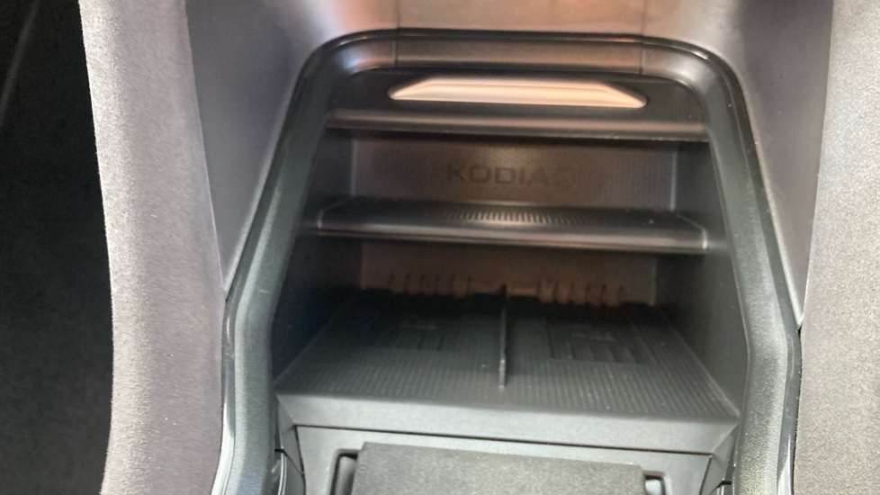 Skoda Kodiaq 1.5 TSI iV 204 SportLine 5dr DSG Estate - Image 34