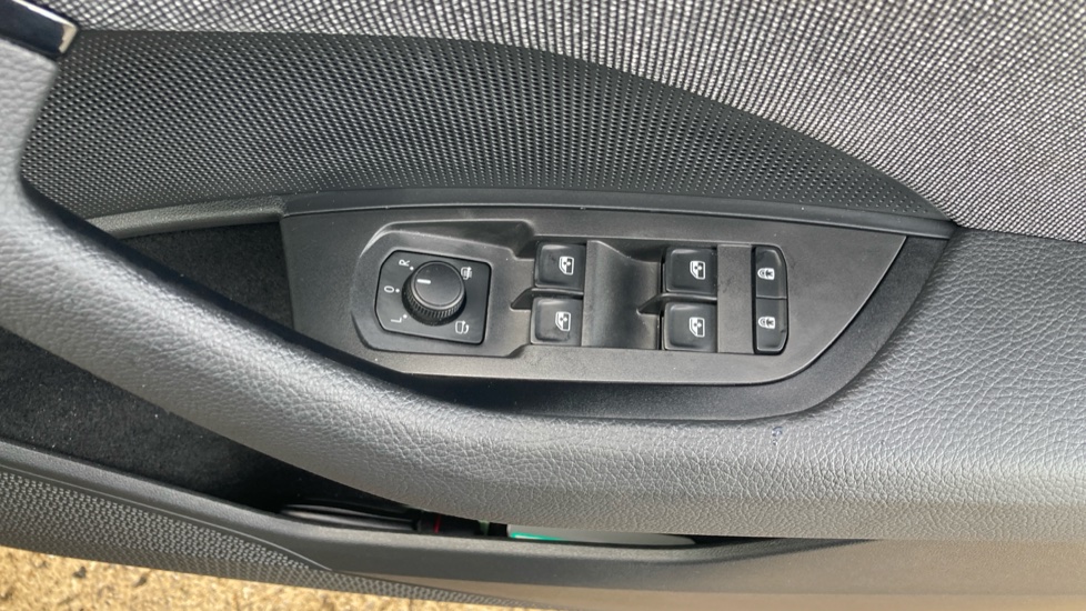Skoda Kodiaq 1.5 TSI e-TEC SE 5dr DSG [7 Seat] Petrol Estate - Image 28