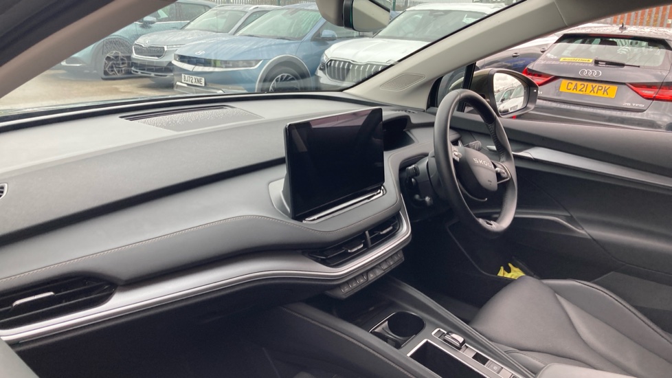 Skoda Enyaq 210kW 85 Edition 82kWh 5dr Auto Electric Estate - Image 2