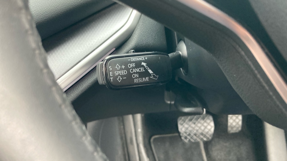 Skoda Enyaq 210kW 85 Edition 82kWh 5dr Auto Electric Estate - Image 32