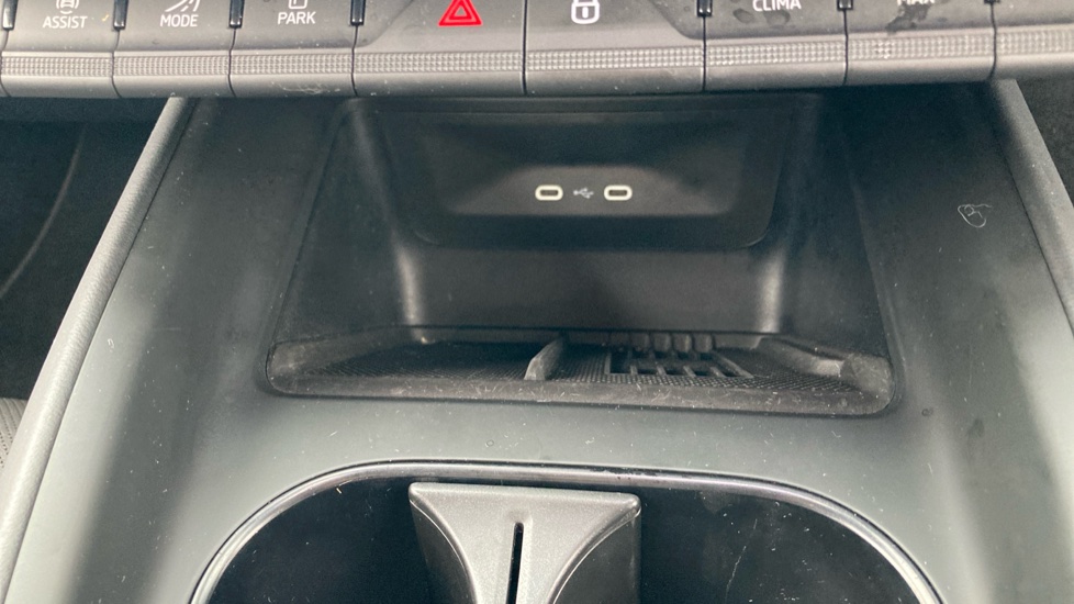 Skoda Enyaq 210kW 85 Edition 82kWh 5dr Auto Electric Estate - Image 33