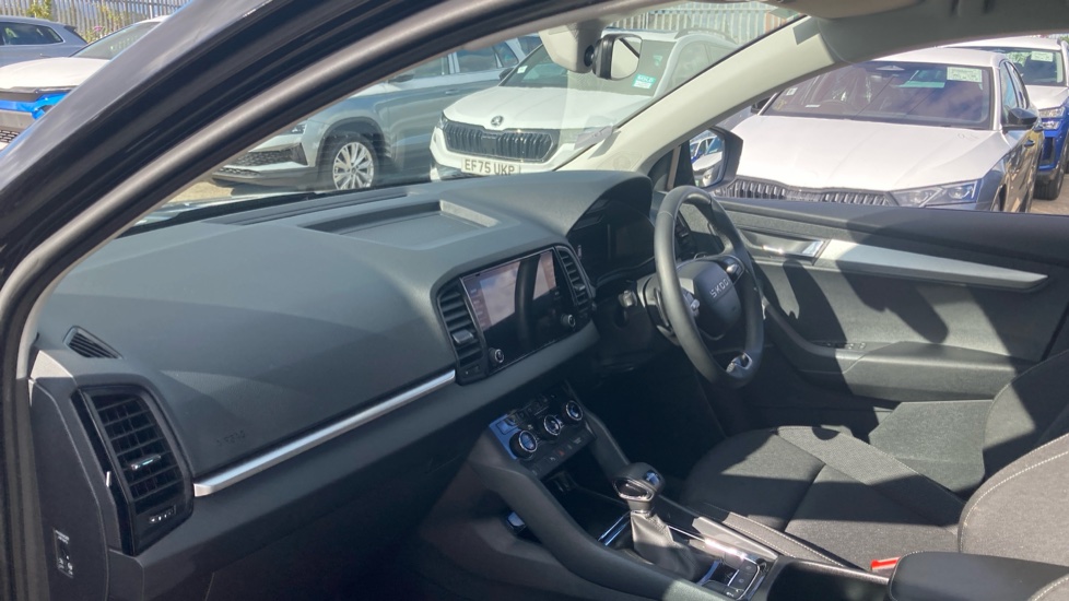 Skoda Karoq 1.5 TSI SE Edition 5dr DSG Petrol Estate - Image 2