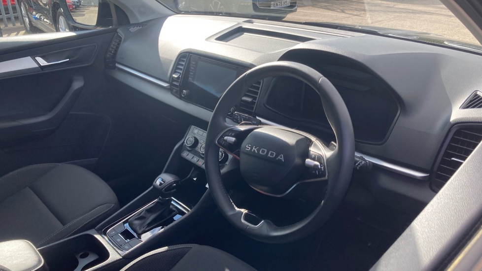 Skoda Karoq 1.5 TSI SE Edition 5dr DSG Petrol Estate - Image 6