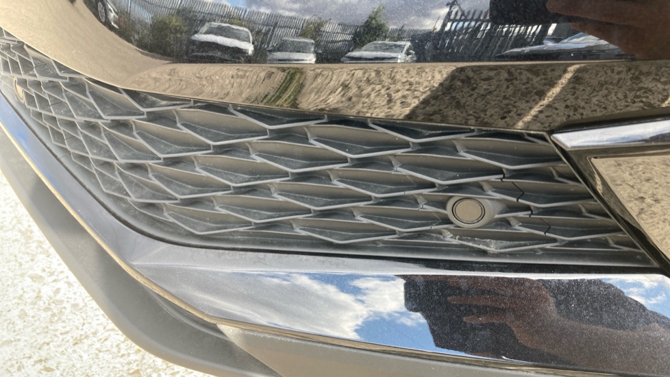 Skoda Karoq 1.5 TSI SE Edition 5dr DSG Petrol Estate - Image 25