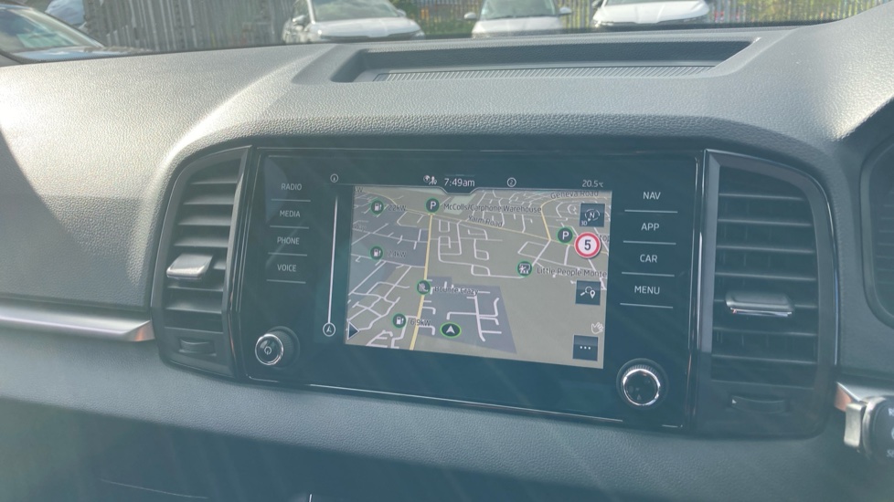 Skoda Karoq 1.5 TSI SE Edition 5dr DSG Petrol Estate - Image 35