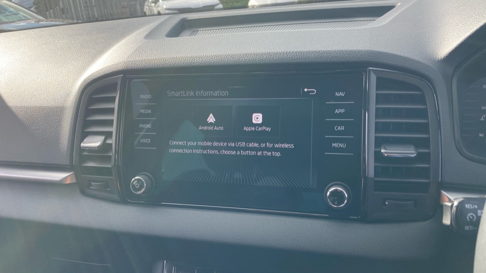 Skoda Karoq 1.5 TSI SE Edition 5dr DSG Petrol Estate - Image 36
