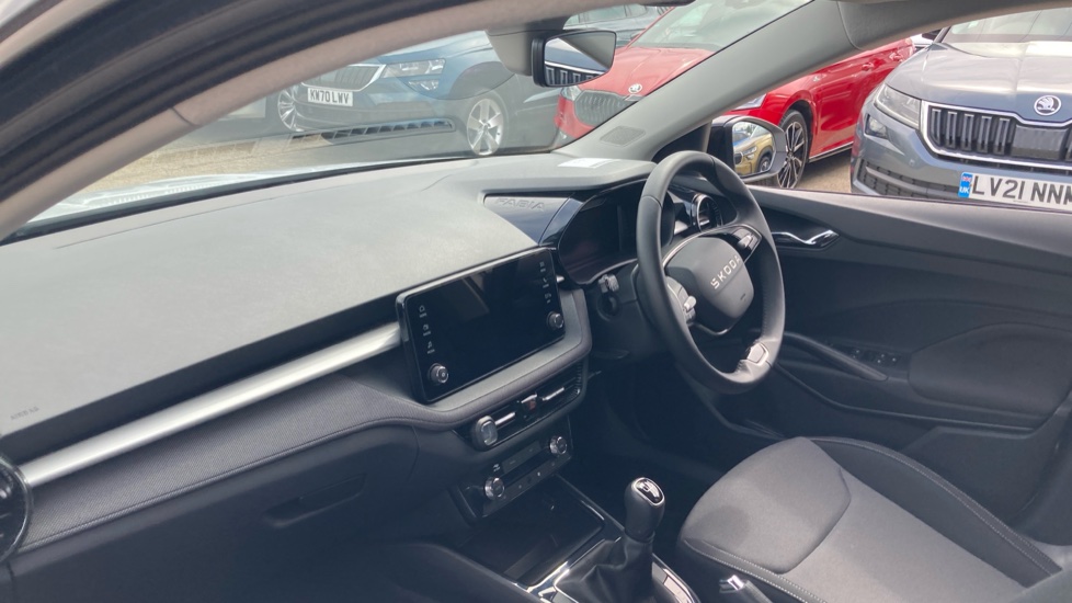 Skoda Fabia 1.0 TSI Design Edition 5dr Petrol Hatchback - Image 2