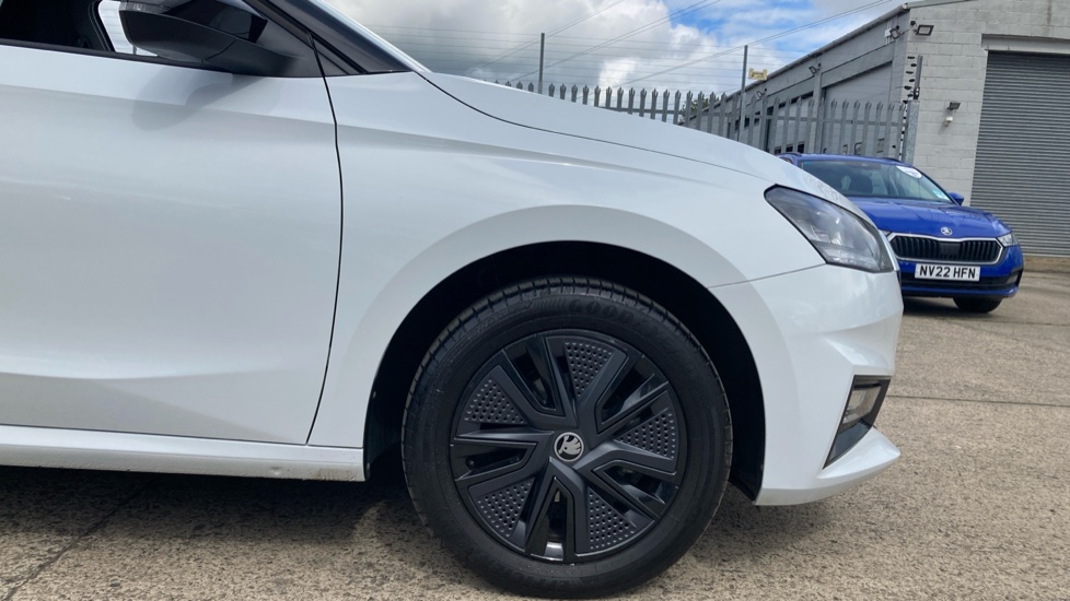 Skoda Fabia 1.0 TSI Design Edition 5dr Petrol Hatchback - Image 5