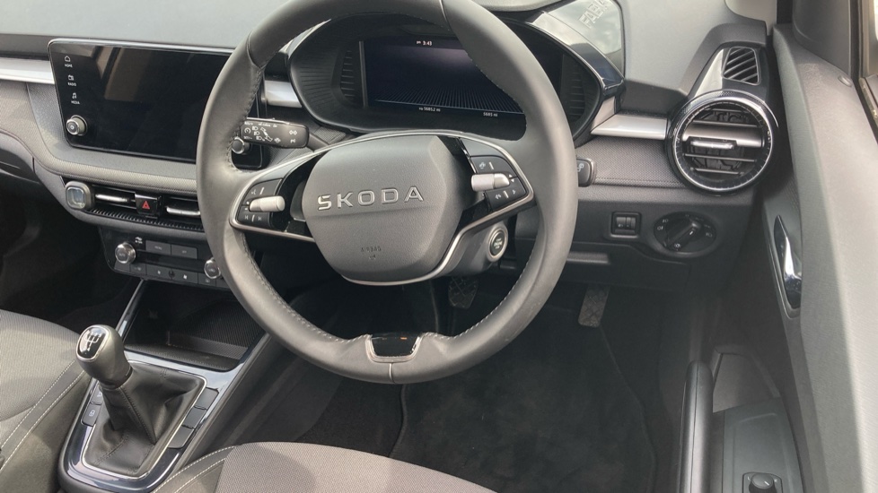 Skoda Fabia 1.0 TSI Design Edition 5dr Petrol Hatchback - Image 10