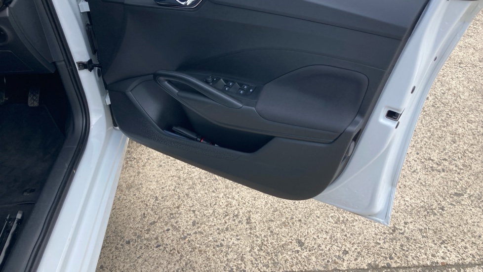 Skoda Fabia 1.0 TSI Design Edition 5dr Petrol Hatchback - Image 19