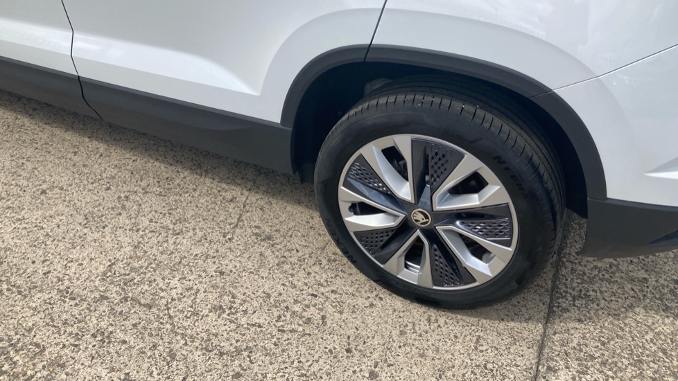 Skoda Karoq 1.5 TSI SE L 5dr DSG Petrol Estate - Image 22