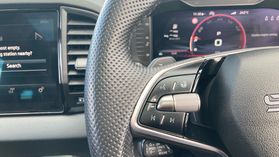 Skoda Karoq 1.5 TSI Sportline Edition 5dr DSG Petrol Estate - Image 17