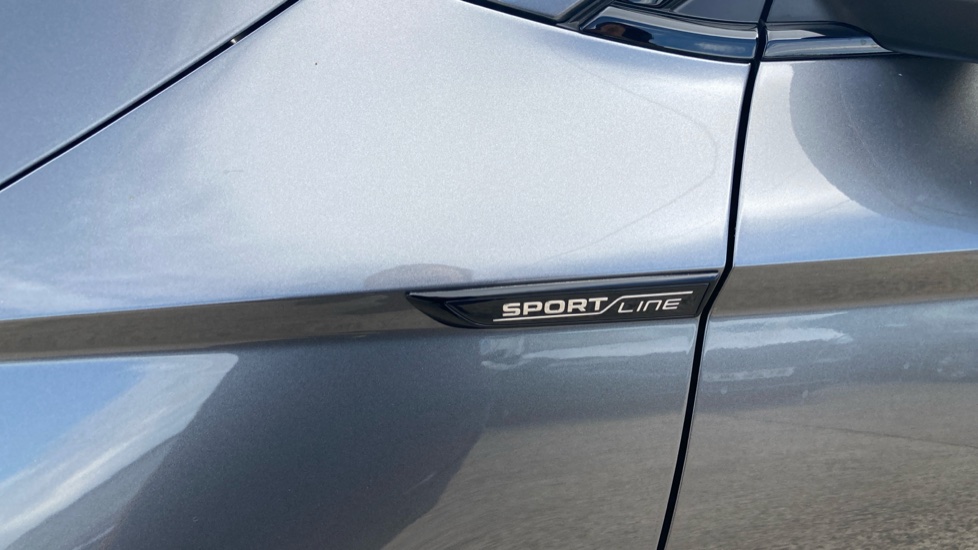 Skoda Karoq 1.5 TSI Sportline Edition 5dr DSG Petrol Estate - Image 25