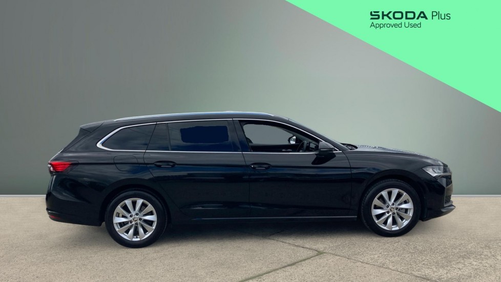 Skoda Superb 1.5 TSI e-TEC SE Technology 5dr DSG Petrol Estate - Image 4
