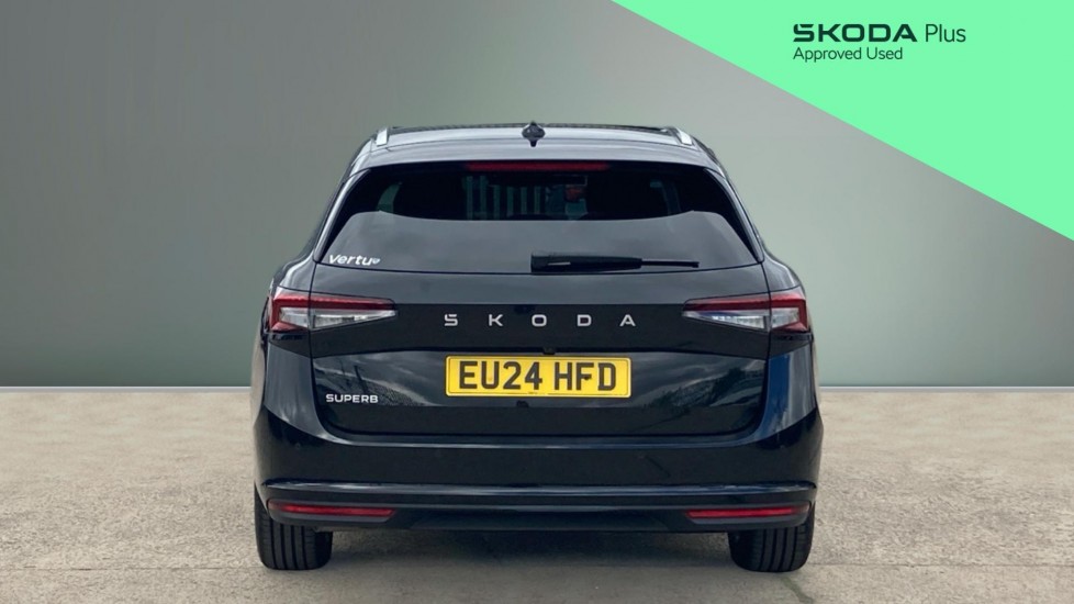Skoda Superb 1.5 TSI e-TEC SE Technology 5dr DSG Petrol Estate - Image 8
