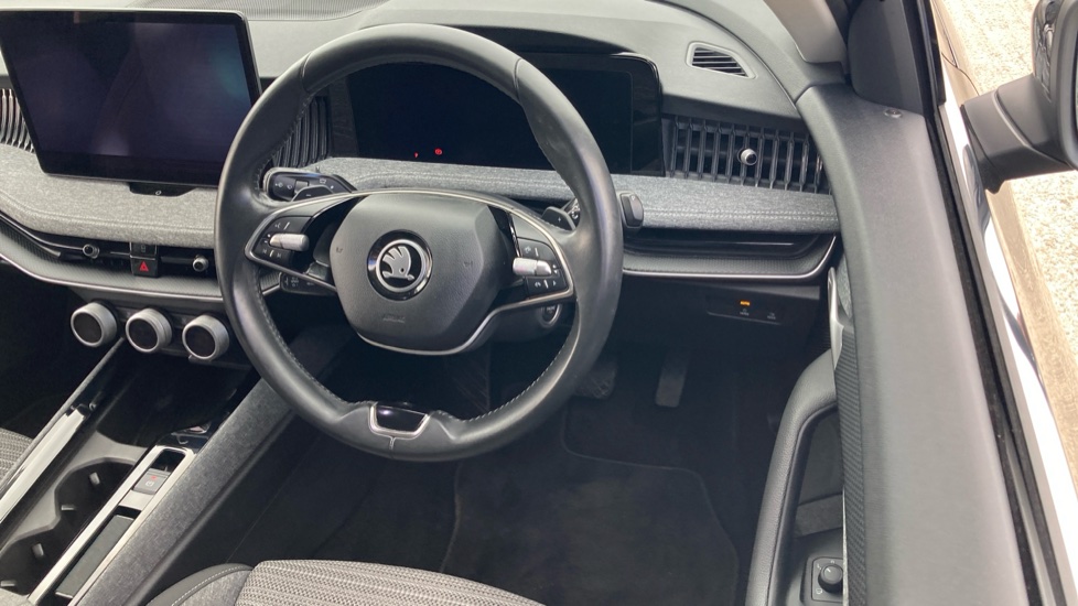 Skoda Superb 1.5 TSI e-TEC SE Technology 5dr DSG Petrol Estate - Image 10
