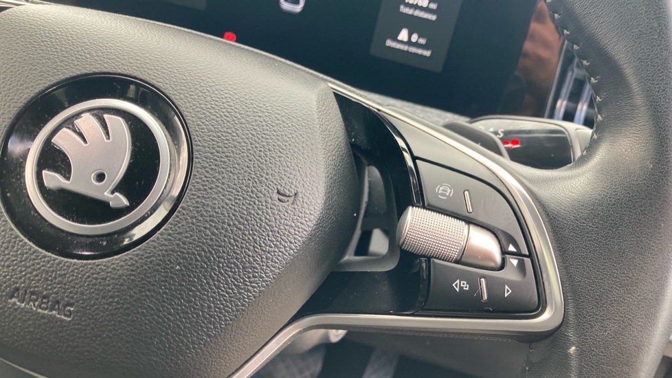 Skoda Superb 1.5 TSI e-TEC SE Technology 5dr DSG Petrol Estate - Image 18