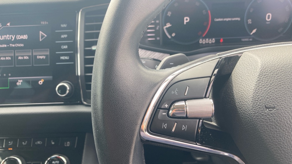 Skoda Kodiaq 1.5 TSI SE L Executive 5dr DSG [7 Seat] Petrol Estate - Image 17