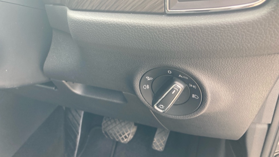 Skoda Kodiaq 1.5 TSI SE L Executive 5dr DSG [7 Seat] Petrol Estate - Image 30