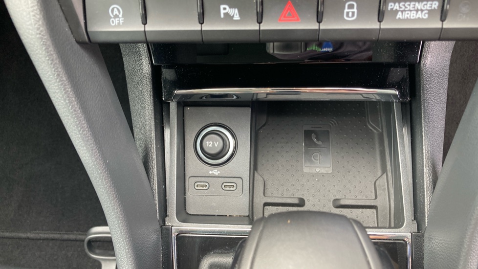 Skoda Kodiaq 1.5 TSI SE L Executive 5dr DSG [7 Seat] Petrol Estate - Image 33