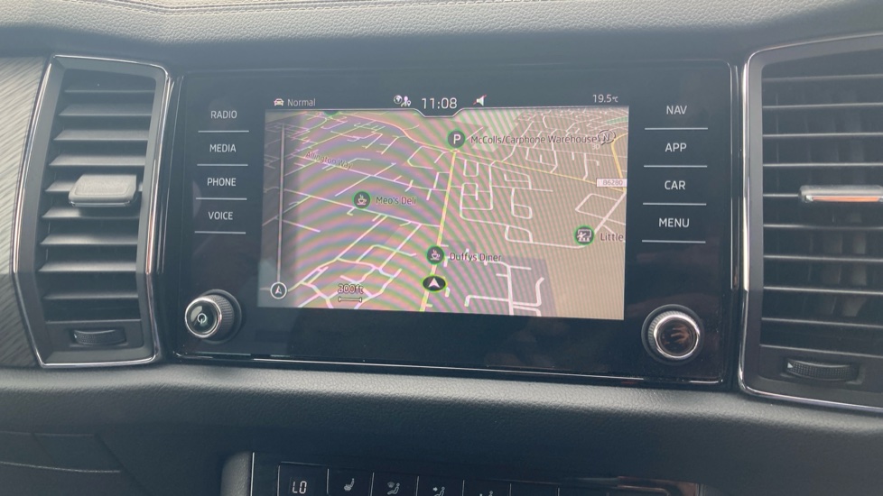 Skoda Kodiaq 1.5 TSI SE L Executive 5dr DSG [7 Seat] Petrol Estate - Image 36