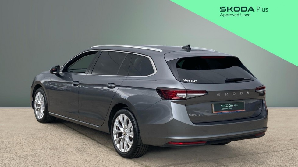 Skoda Superb 1.5 TSI iV SE L DSG 5dr Estate - Image 3