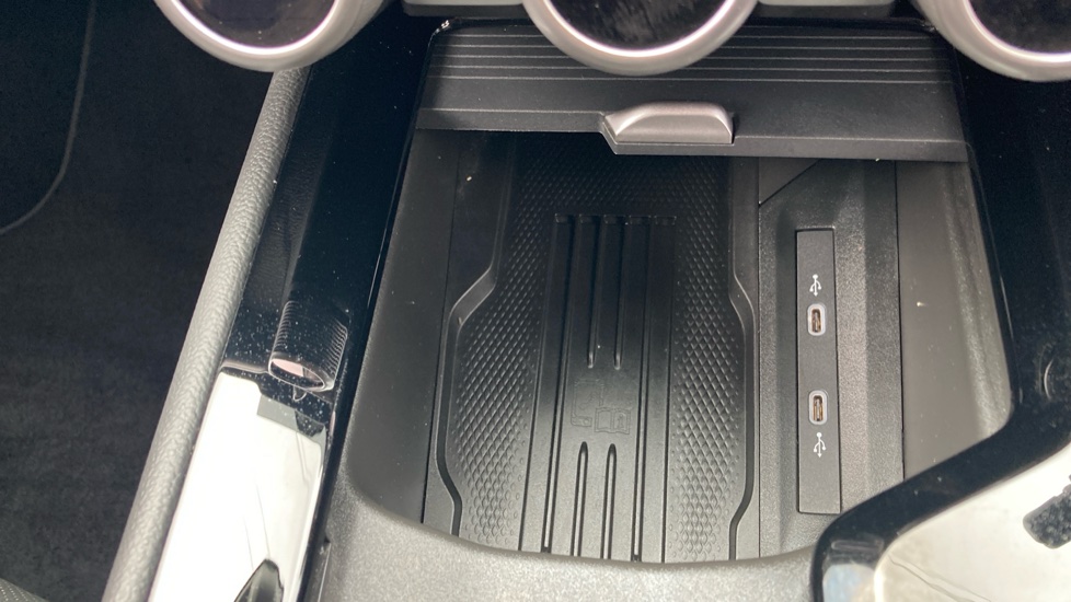 Skoda Superb 1.5 TSI iV SE L DSG 5dr Estate - Image 32