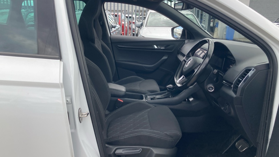 Skoda Karoq 1.5 TSI Sport Line 5dr DSG Petrol Estate - Image 15