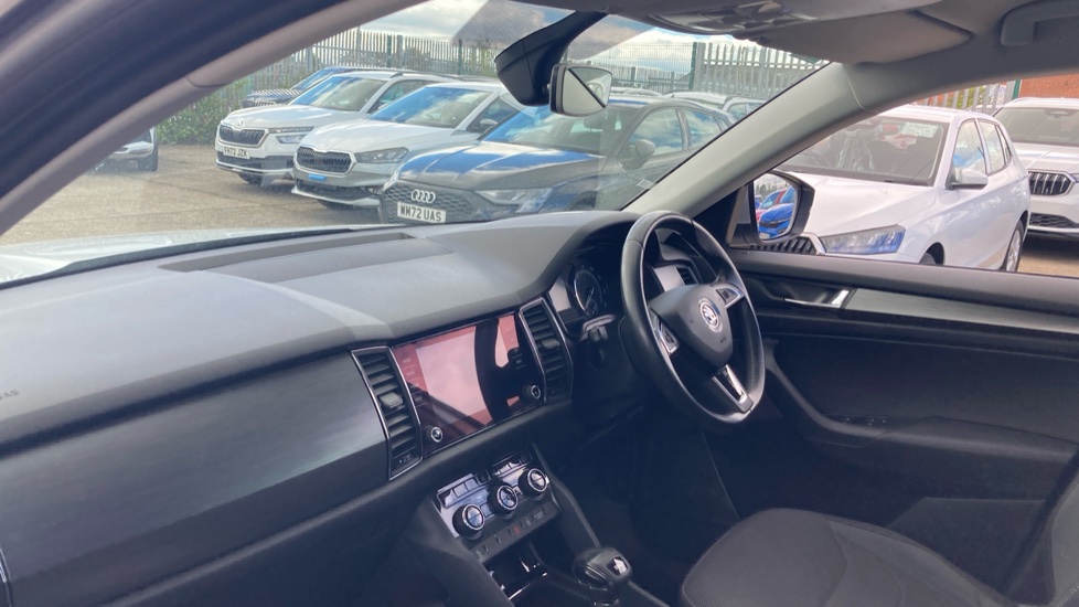 Skoda Kodiaq 2.0 TDI SE 5dr DSG Diesel Estate - Image 2