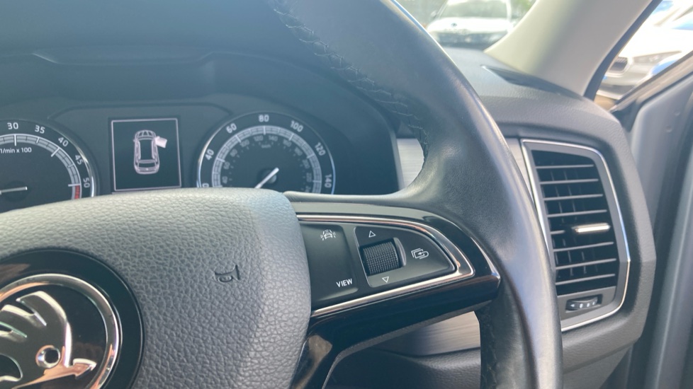 Skoda Kodiaq 2.0 TDI SE 5dr DSG Diesel Estate - Image 18