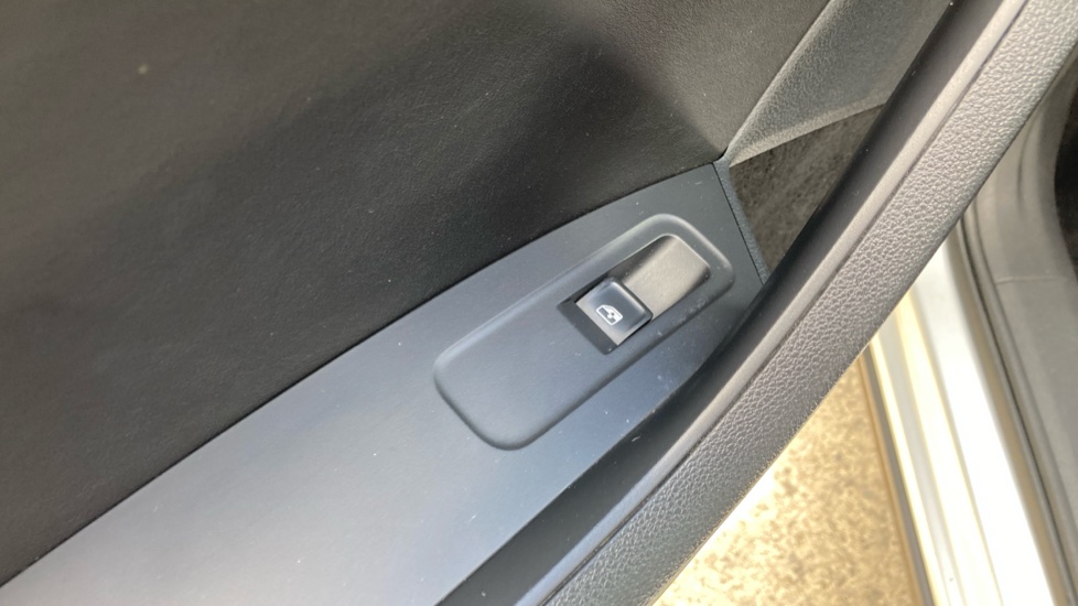 Skoda Kodiaq 2.0 TDI SE 5dr DSG Diesel Estate - Image 45
