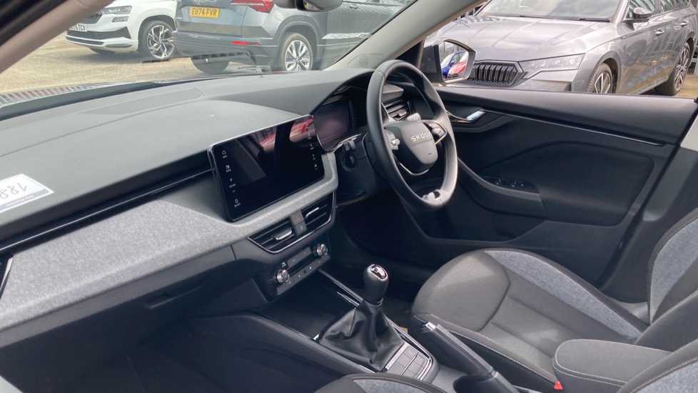 Skoda Kamiq 1.0 TSI SE Edition 5dr Petrol Hatchback - Image 2