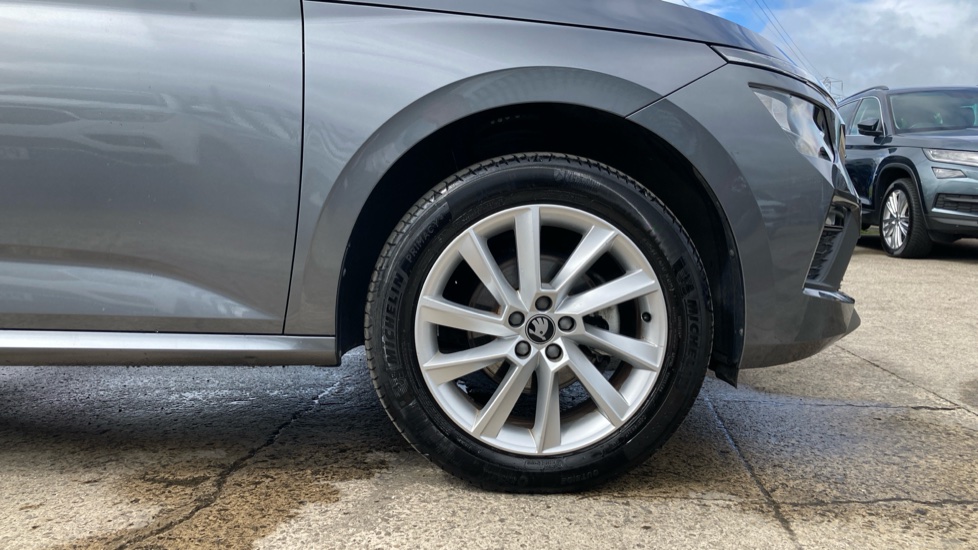 Skoda Kamiq 1.0 TSI SE Edition 5dr Petrol Hatchback - Image 5