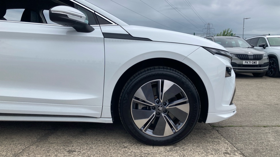 Skoda Enyaq 210kW 85 Edition 82kWh 5dr Auto Electric - Image 5