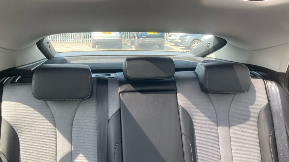 Skoda Enyaq 210kW 85 Edition 82kWh 5dr Auto Electric - Image 16