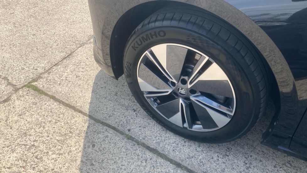 Skoda Enyaq 210kW 85 Edition 82kWh 5dr Auto Electric - Image 23