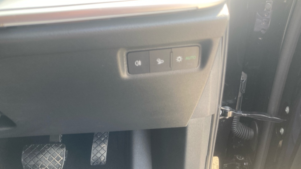 Skoda Enyaq 210kW 85 Edition 82kWh 5dr Auto Electric - Image 28