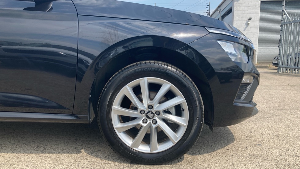 Skoda Kamiq 1.0 TSI 95 SE Edition 5dr Petrol Hatchback - Image 5