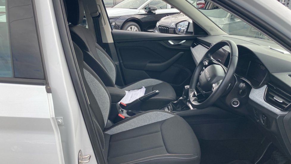 Skoda Kamiq 1.0 TSI SE Edition 5dr DSG Petrol Hatchback - Image 15