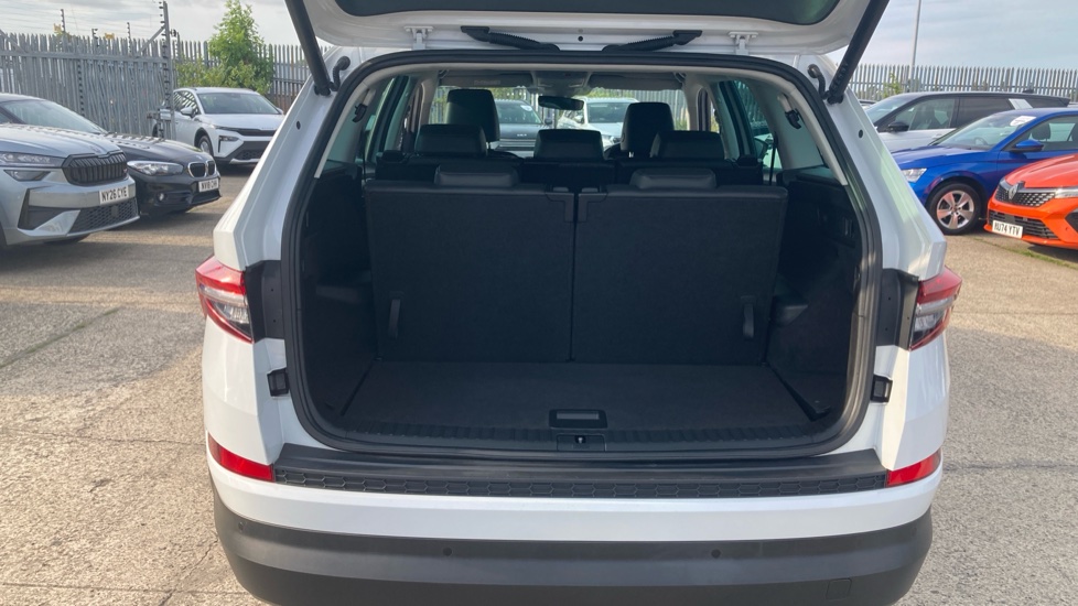 Skoda Kodiaq 1.5 TSI SE L Executive 5dr DSG [7 Seat] Petrol Estate - Image 20