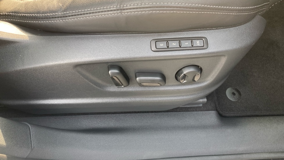 Skoda Kodiaq 1.5 TSI SE L Executive 5dr DSG [7 Seat] Petrol Estate - Image 29