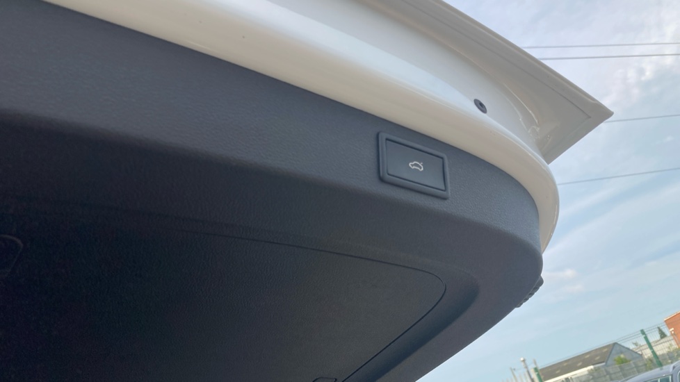 Skoda Kodiaq 1.5 TSI SE L Executive 5dr DSG [7 Seat] Petrol Estate - Image 43