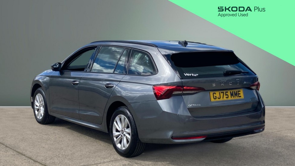Skoda Octavia 1.5 TSI SE Technology 5dr Petrol Estate - Image 3